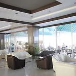 Letoile Hotel