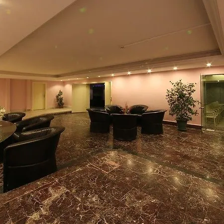 Letoile Hotel