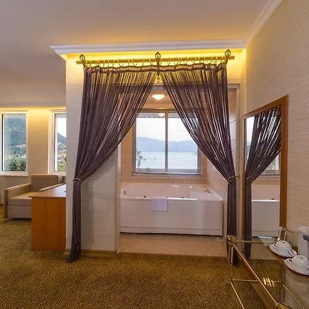 Letoile Hotel